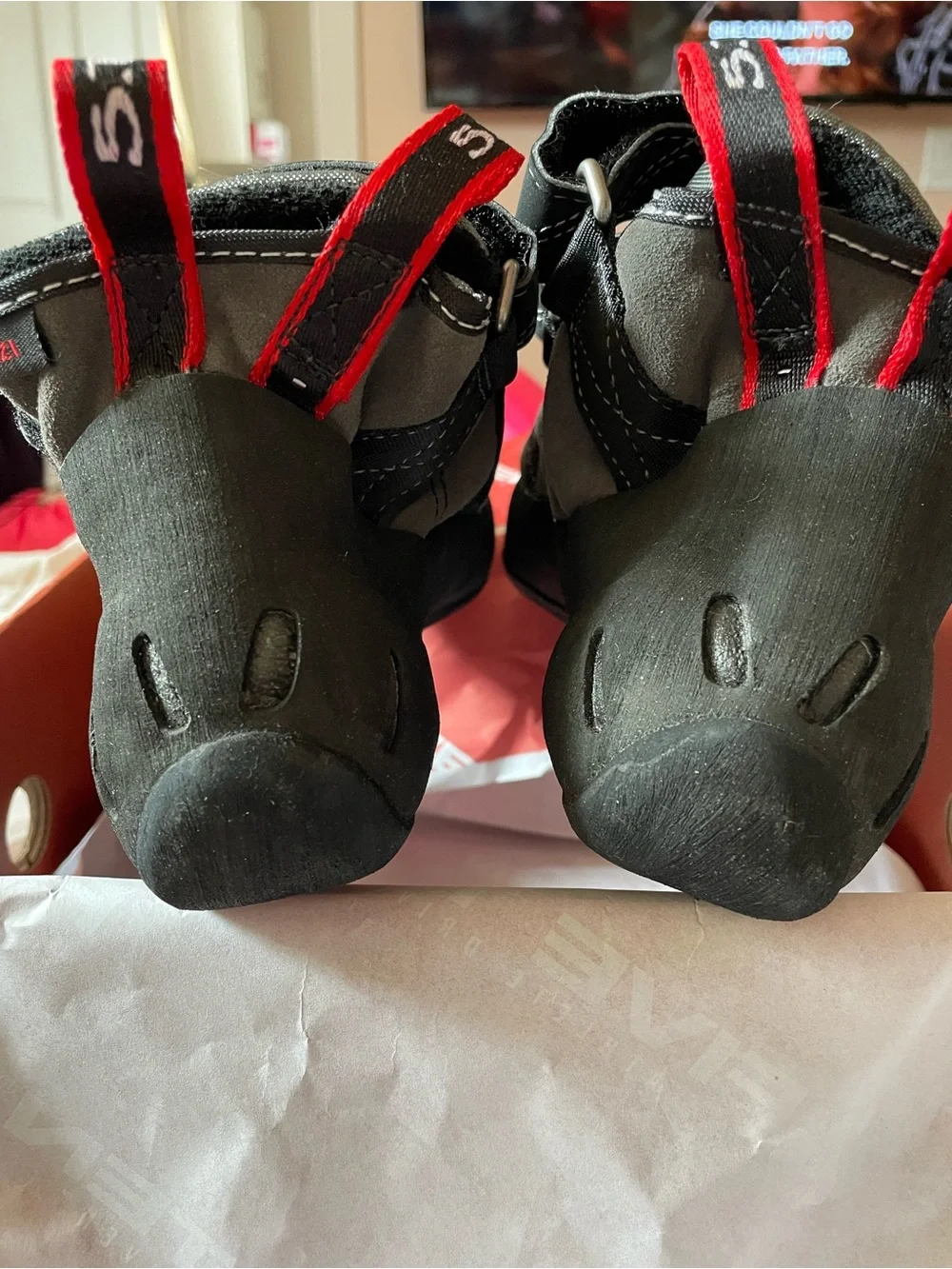 Five Ten Men's Rock Climbing Shoes in Black and Gray with Orange Accent-NWT